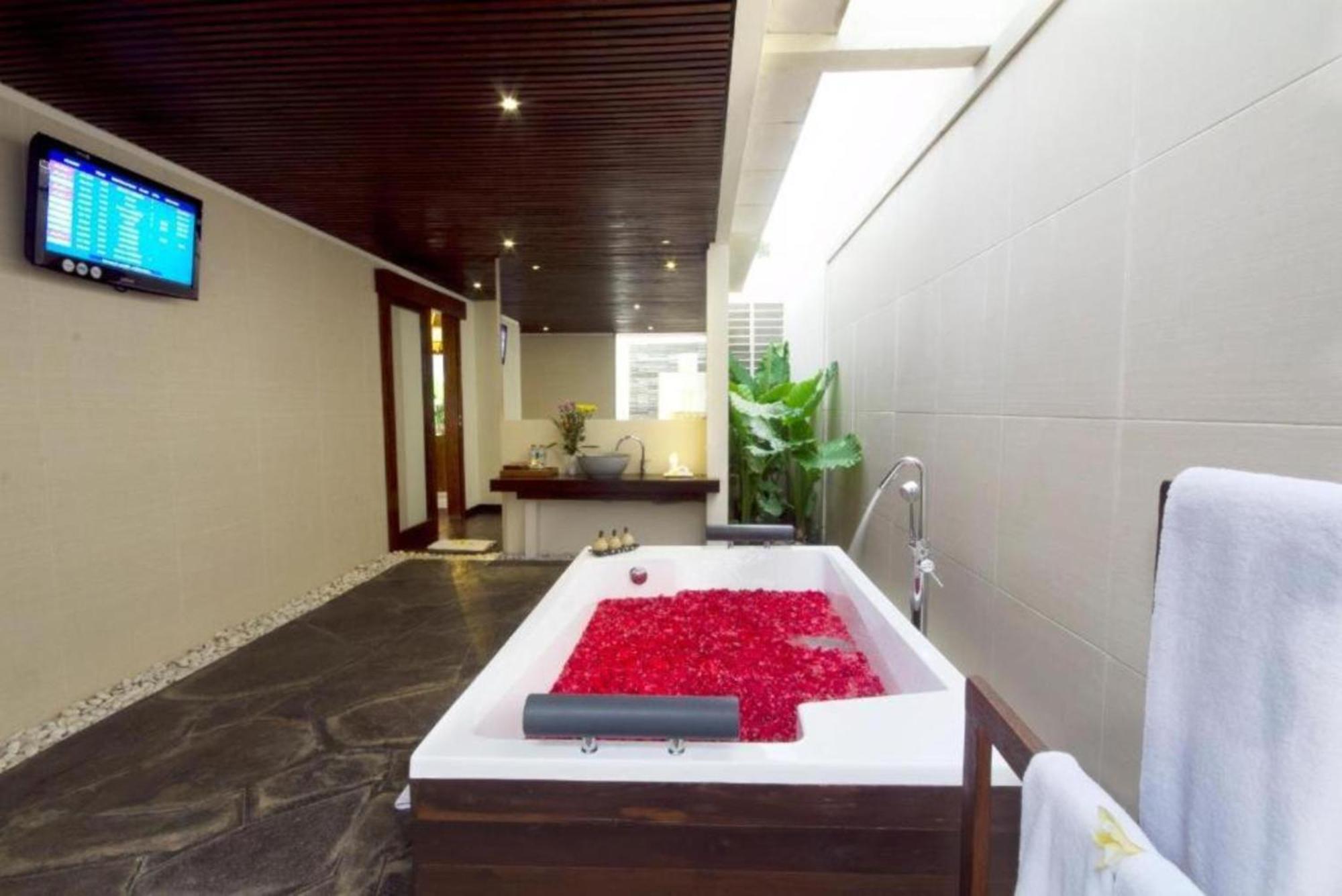 Avery Le Nixsun Villas Uluwatu By Waringin Hospitality Free Gym Access Dış mekan fotoğraf